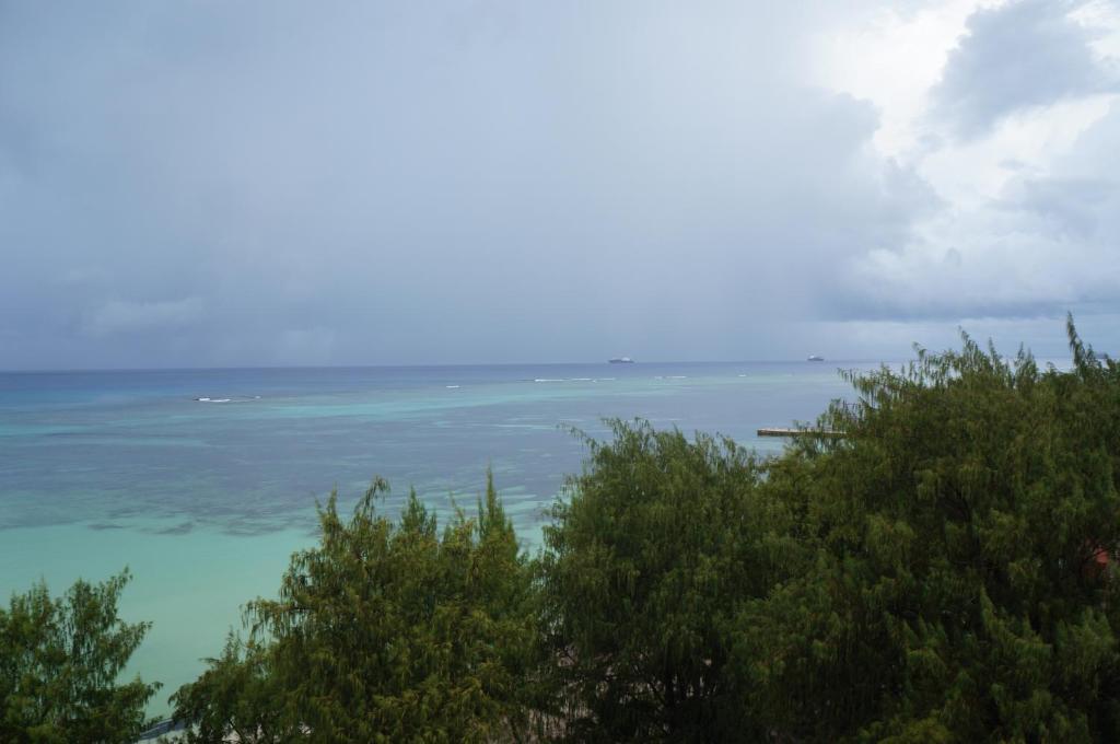 Aquarius Beach Tower Susupe Buitenkant foto